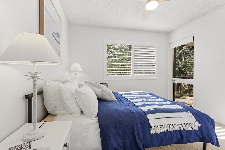 Apartamentos Shoreline, Unit 15,1 Intrepid Close