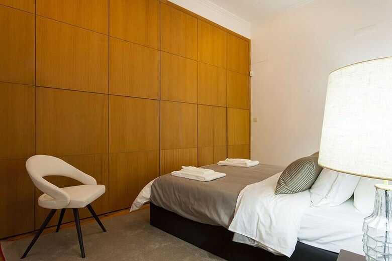 Elegant Chiado Apartment Rentexperience
