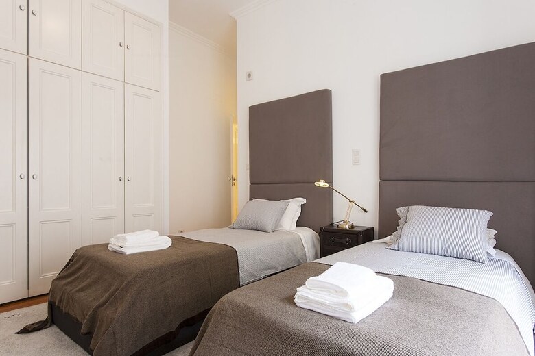 Elegant Chiado Apartment Rentexperience
