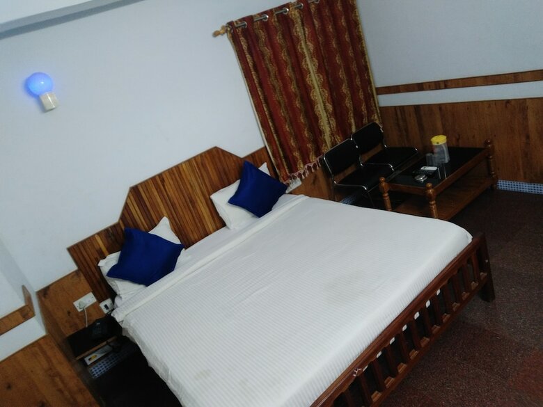 Sri Chendhoors Hotel Sp Residency