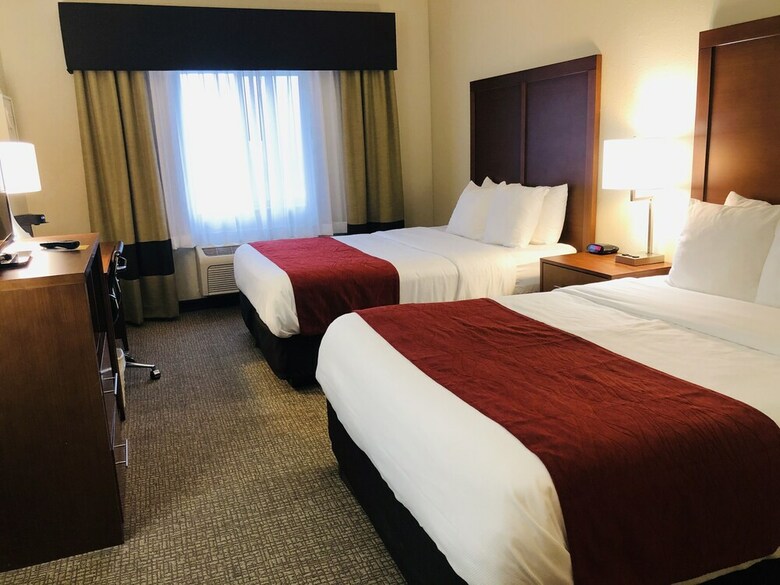 Hotel Comfort Inn South