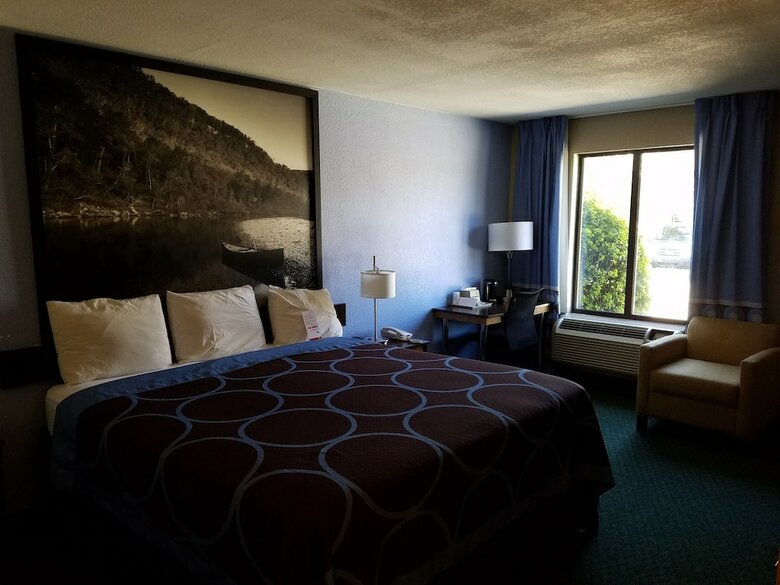 Motel Super 8 By Wyndham Bentonville
