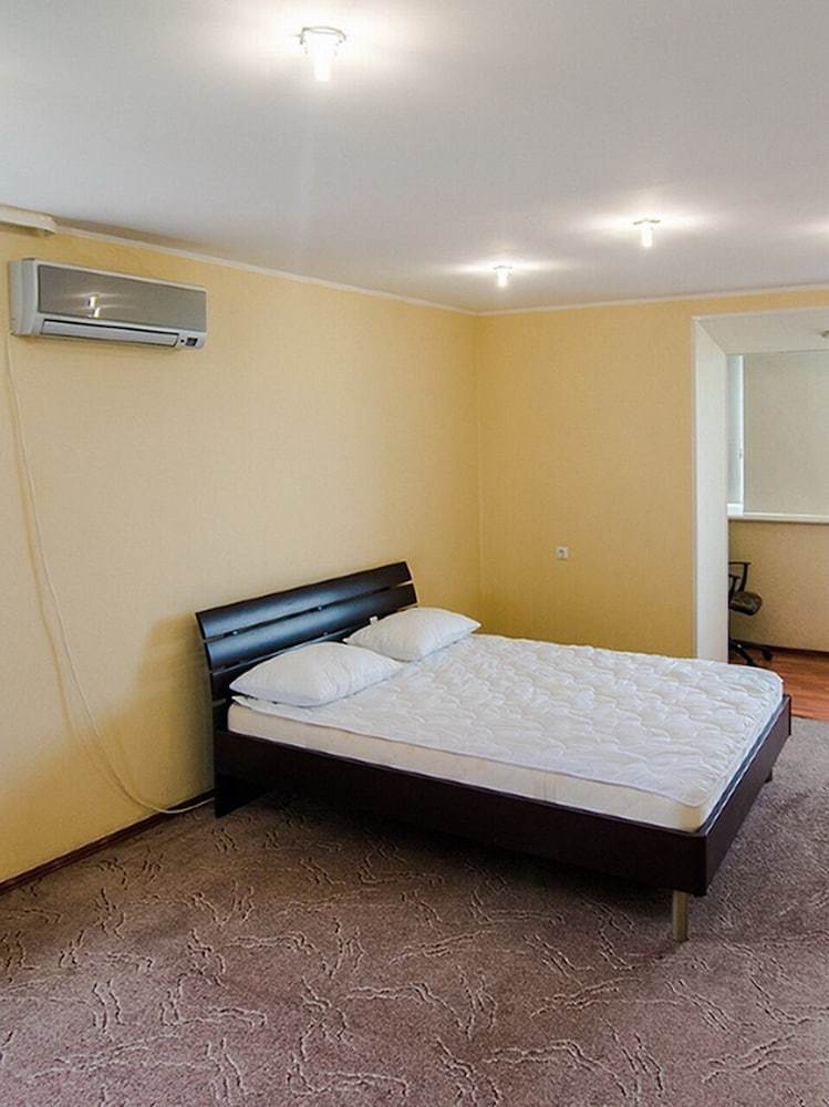 Apartment On Bestuzheva 15