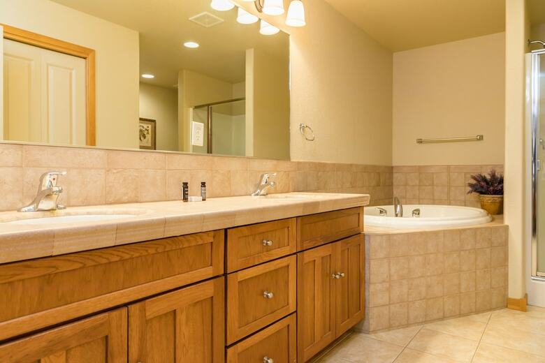 Hotel Running Y Ranch Vacation Home Rentals