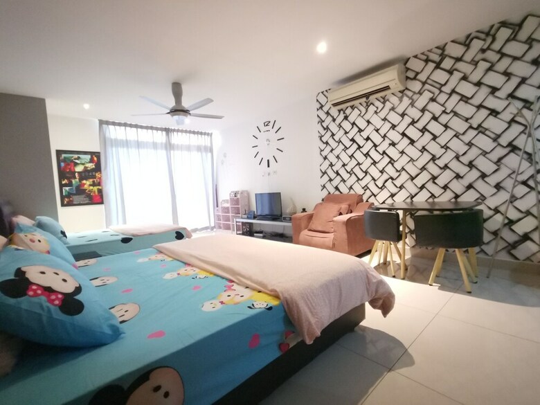 Apartamentos Ksl Studio Homestay By Immaculate