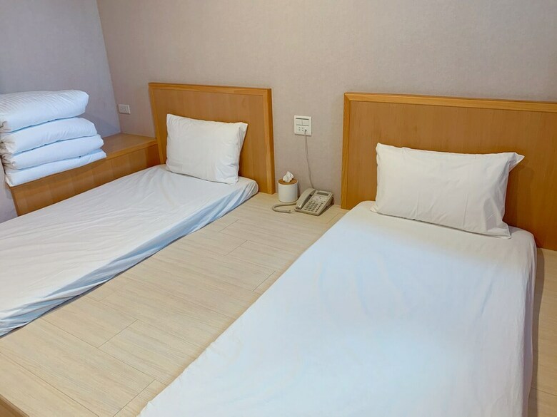 Xian Du Zhuang Hotel