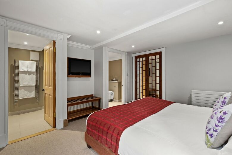 Bed & Breakfast Slebech Park Restaurant & Rooms