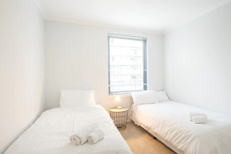 Stylish 3 Bedroom Melbourne Apartment