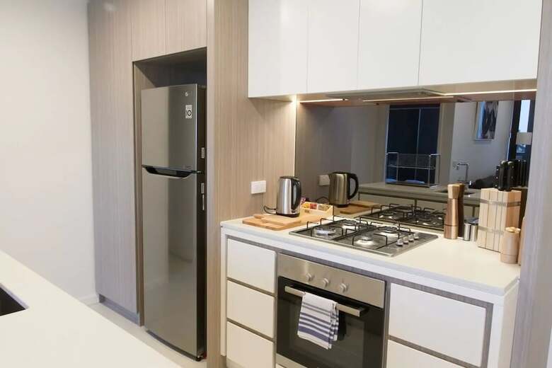 Central 1 Bedroom Apartment Close To Cbd And Riverside