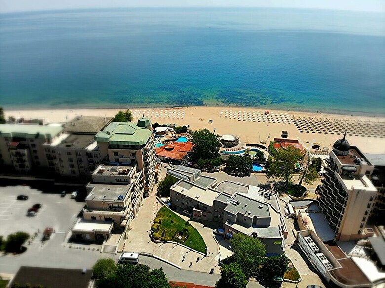 Aparthotel 1-st Line Izvora Hotel Golden Sands