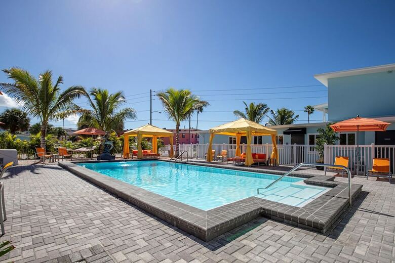 Hotel The Villas At St Pete Beach