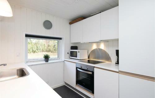 Holiday Home Sarasvej L�kken I