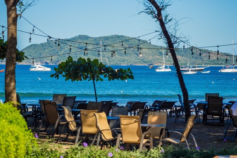 Jet Luxury At Langosta Beachresortvillas