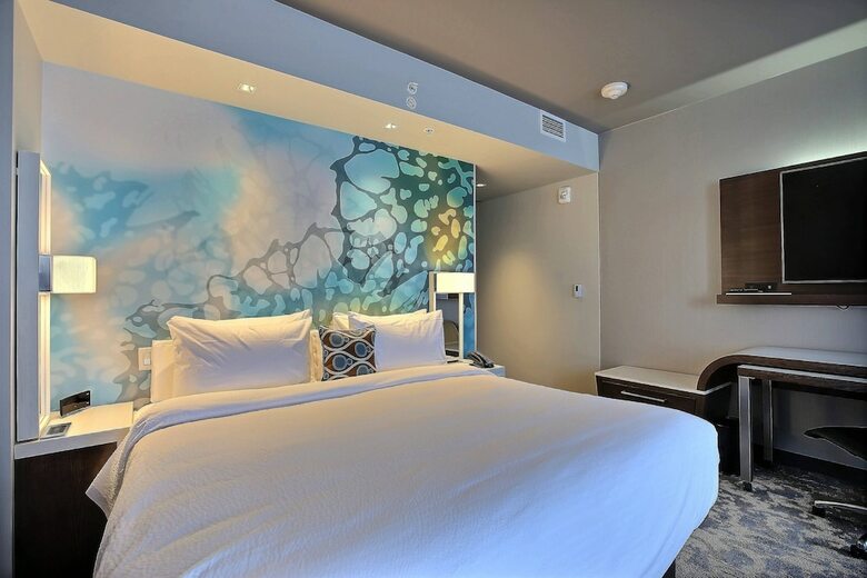 Hotel Courtyard By Marriott Montreal Brossard