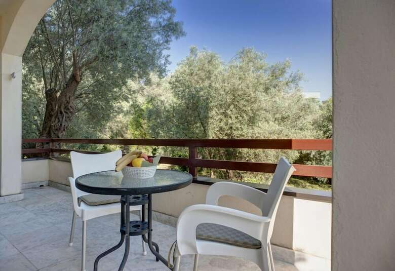Gregovic Apartments