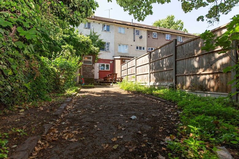 Apartamentos Bazely Street Deluxe Single Room 4