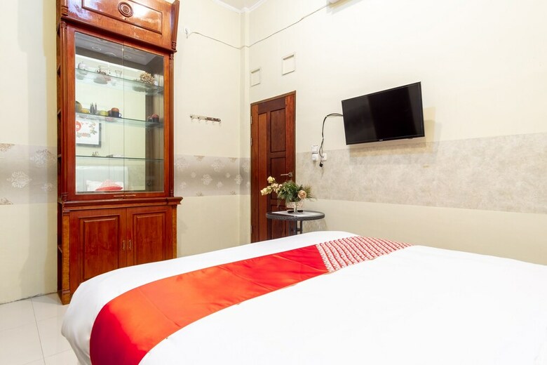 Hotel Oyo 1349 Green Elite Syariah