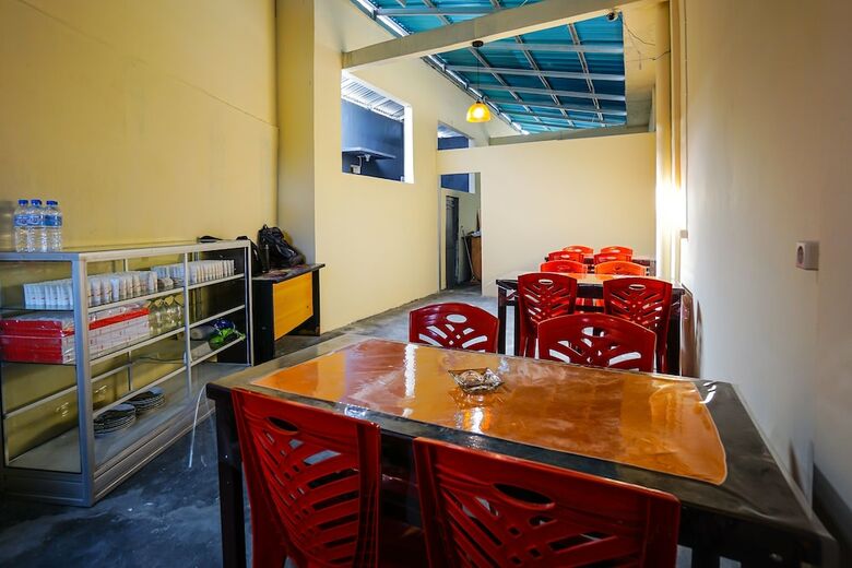 Hotel Oyo 1720 A2b Residence