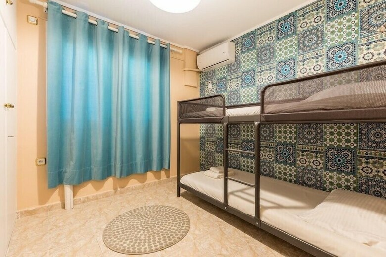 Sunny Apartment With 2 Bedrooms