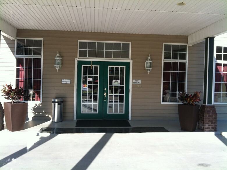 Hotel Budgetel Inn & Suites Pine Mountain