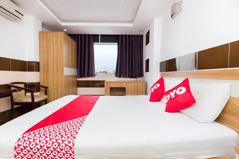 Oyo 560 Le Ngan Phung Hotel