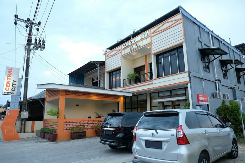 Oyo 1612 Hotel Central City
