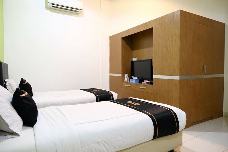Oyo 1612 Hotel Central City