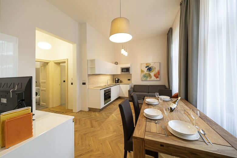 Old Town - Jungmannova Apartments