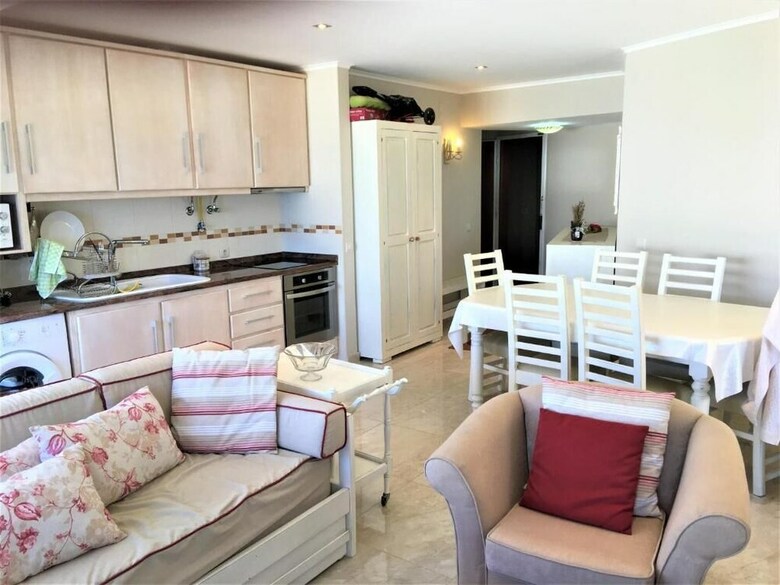 Apartamentos 10e Torre Rocha By Casas & Pap�is