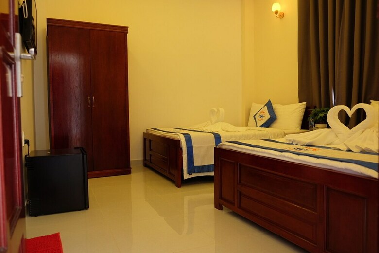 Happy View Hotel