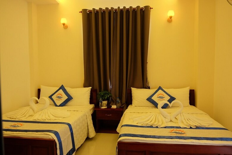 Happy View Hotel