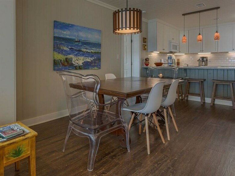 Sunny South By Meyer Vacation Rentals