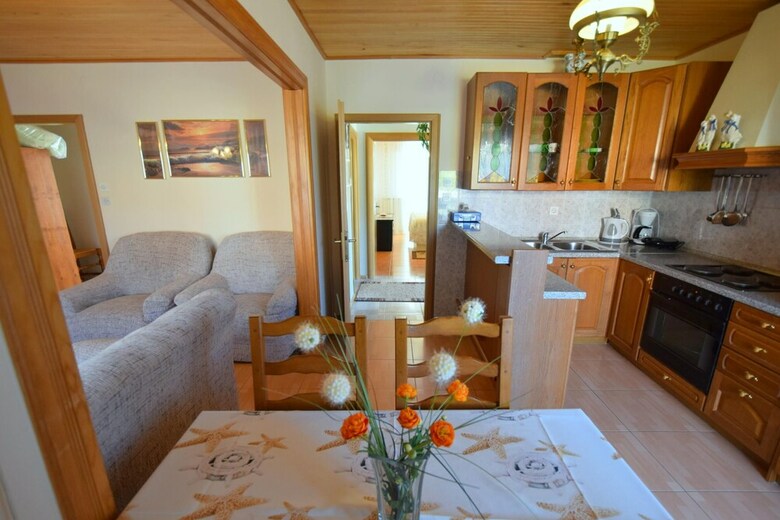 Apartment Mala Sten