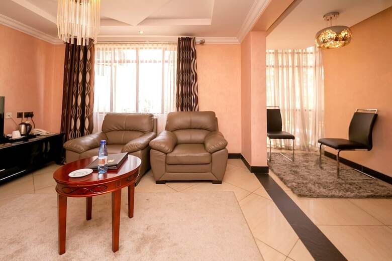 Olive Gardens Hotel