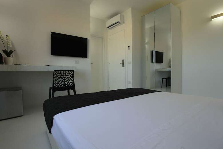 Double A Luxury Room