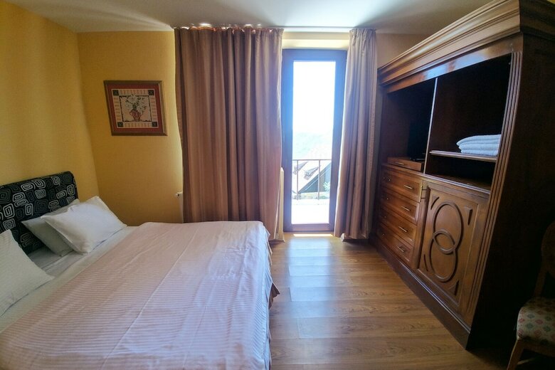 Shino Hotel