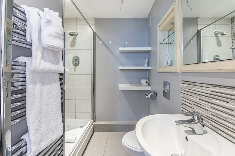 Canary Wharf Luxury Apartments