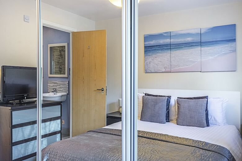 Canary Wharf Luxury Apartments