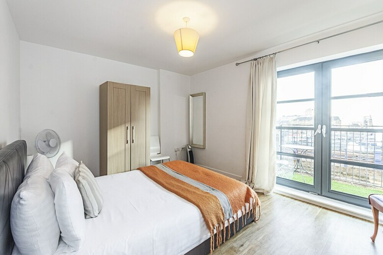 Splendid 3 Bedroom Apartment Marina View