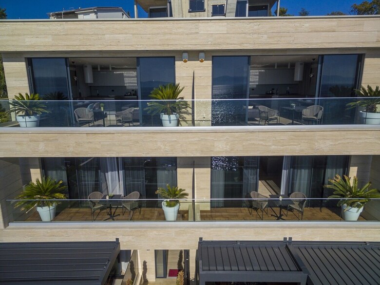 Apartments Del Mar 5