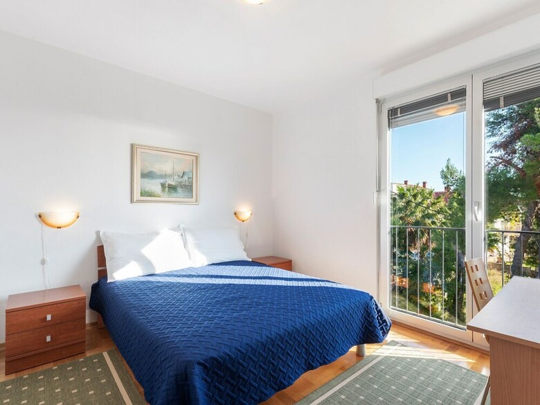 Opulent Apartment In Zadar Near Sea
