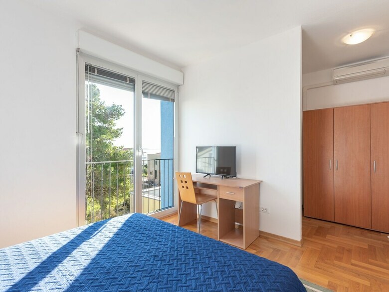 Opulent Apartment In Zadar Near Sea