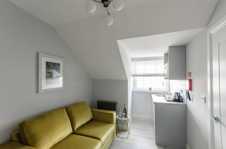 Aparthotel Sweeney Apartments And Rooms