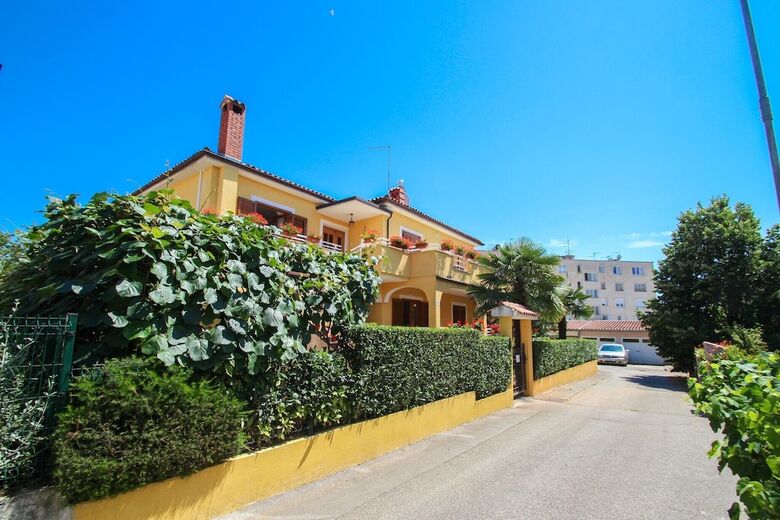 Apartamentos Alenka