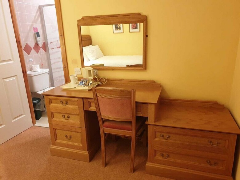 West End Hotel
