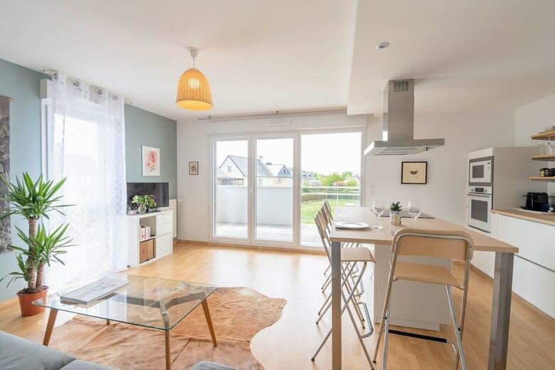 Apartamento La Perouse - Apt 2 Chambres,parking, Proche Rennes