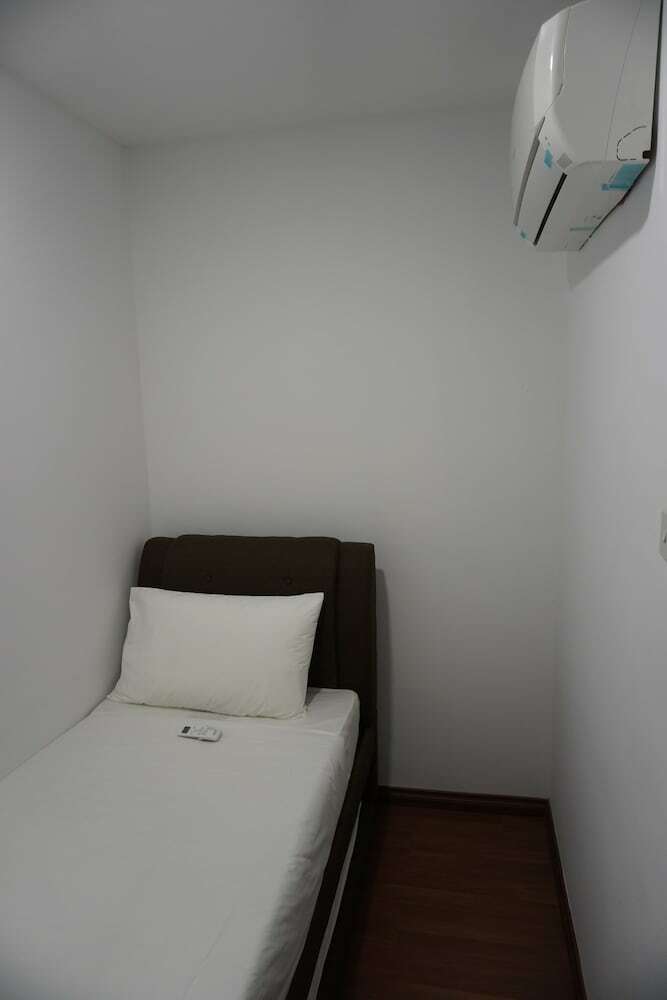 Luco Apartments Viva City Megamall