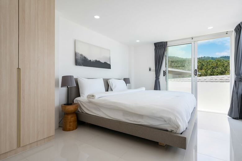 Villa Chaweng Noi Beach  Full Moon 4br Seaview
