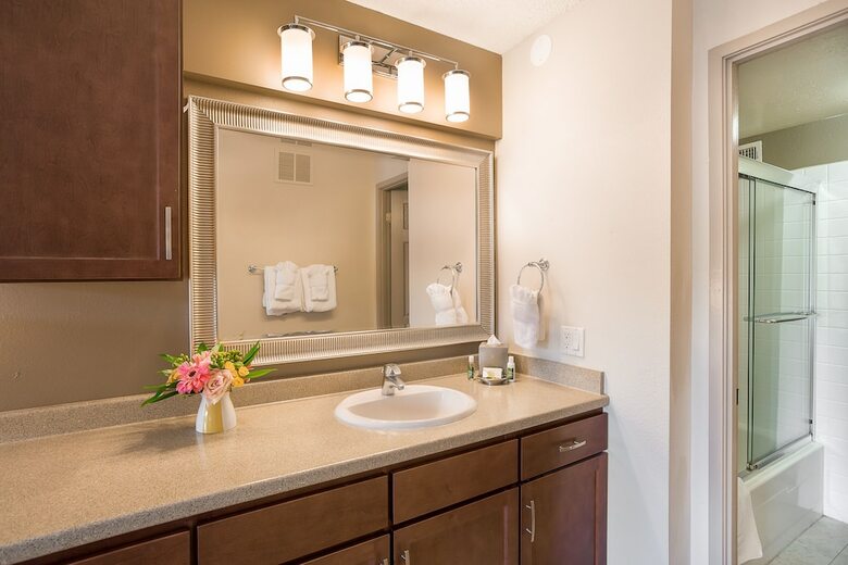 Apartamentos Oakwood Falls Church