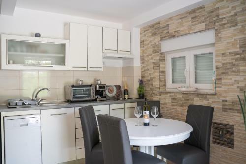 Holiday Home Relax - Mo??eni?ka Draga